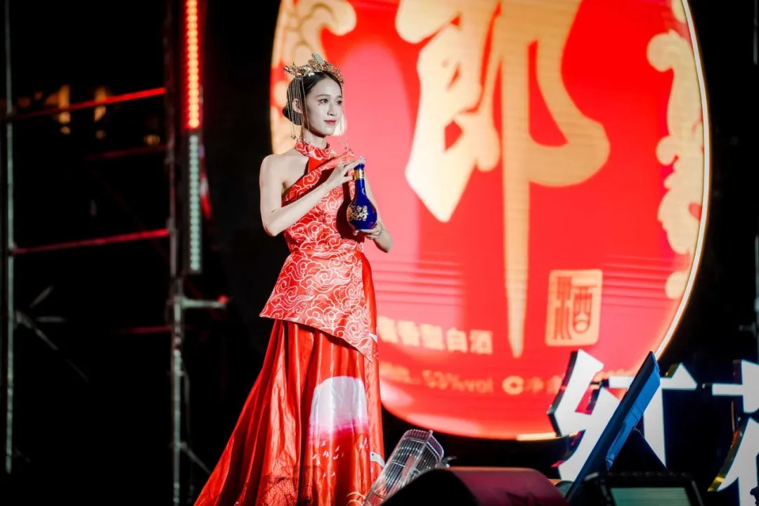 音樂盛宴，綿陽不眠夜！張靚穎領(lǐng)銜眾星，2.5萬+觀眾共襄盛舉！